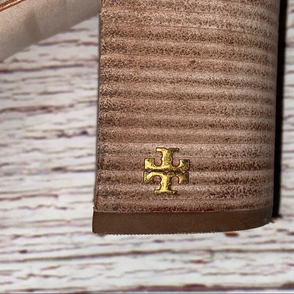 Tory Burch Brooke Ankle Bootie in Beige Suede Sz 10 - Picture 8 of 16